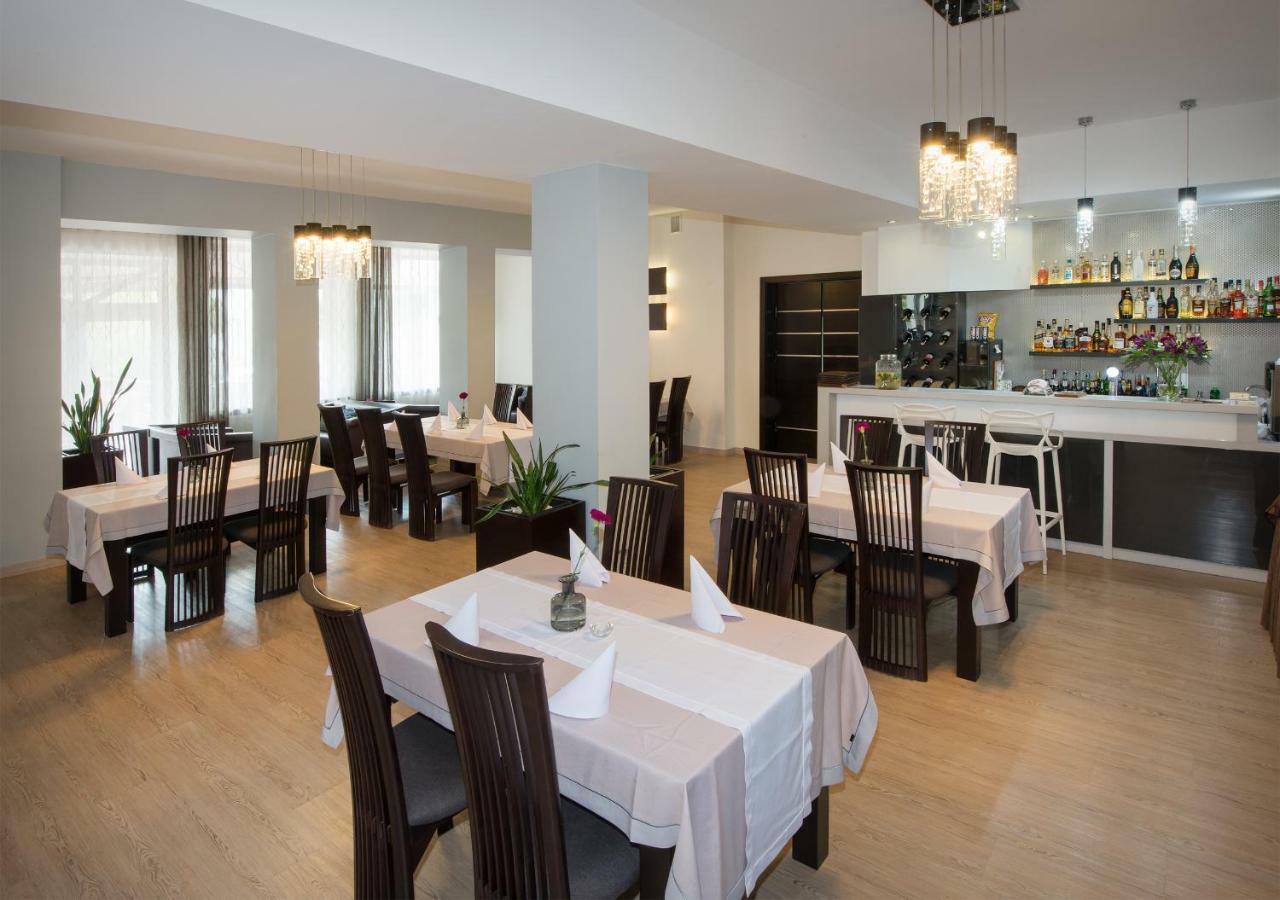 Hotel Capitol Biała Podlaska Εξωτερικό φωτογραφία