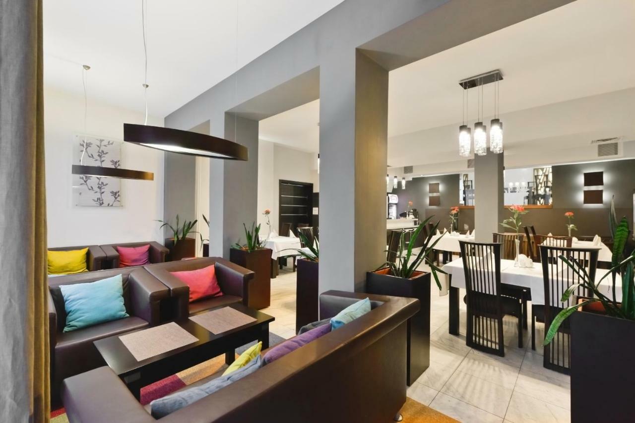 Hotel Capitol Biała Podlaska Εξωτερικό φωτογραφία